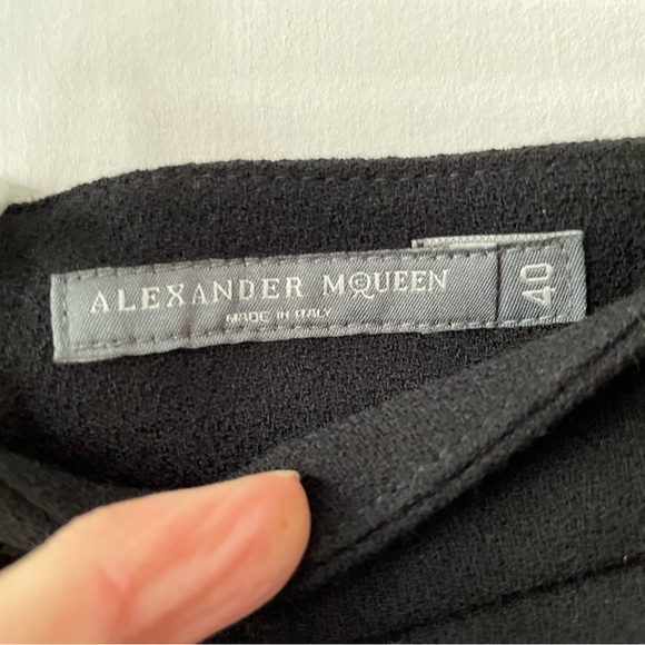 NWT SSense Alexander McQueen black fleece wool cropped pants, IT 40 US 4 - Picture 3 of 6